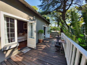  Waterhouse Guest Lodge in Muckleneuk  Претория